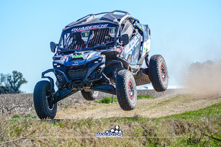 Sigue el gran ritmo: Guareschi y Flores culminaron un rally mas en la UTV 1